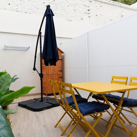 Color & Design Next To Russafa Soho Apartment Valencia Exterior photo
